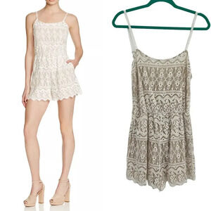 Alice + Olivia Cassia Romper Sleeveless Lace‎ Crochet Zipper White Beige  Size 8